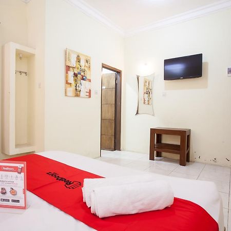 Reddoorz Near Marvel City Mall Wonotjolo Εξωτερικό φωτογραφία