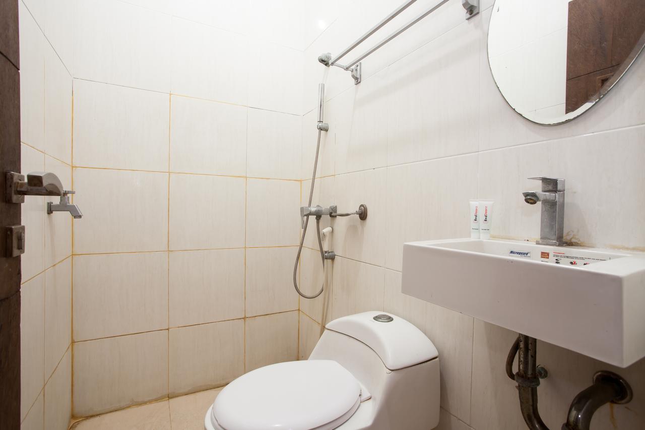 Reddoorz Near Marvel City Mall Wonotjolo Εξωτερικό φωτογραφία