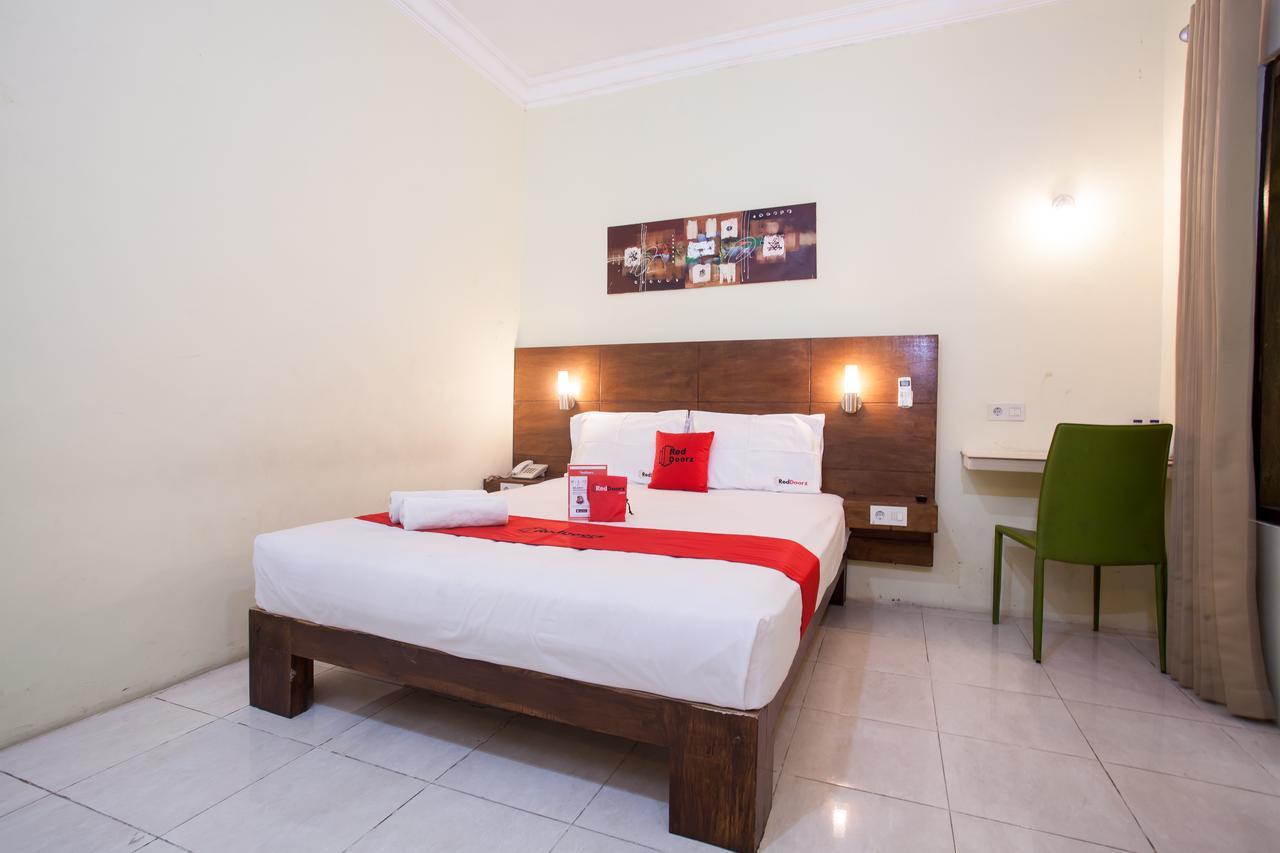 Reddoorz Near Marvel City Mall Wonotjolo Εξωτερικό φωτογραφία