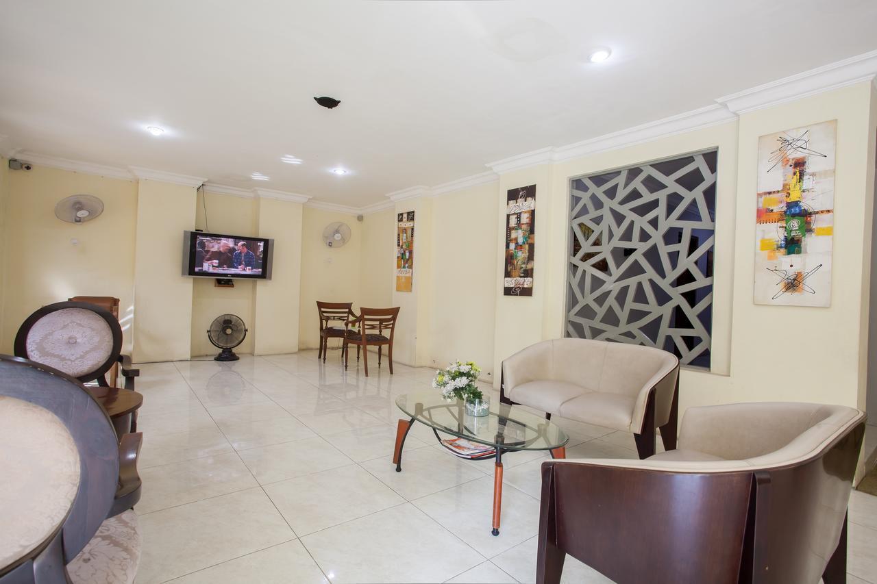 Reddoorz Near Marvel City Mall Wonotjolo Εξωτερικό φωτογραφία
