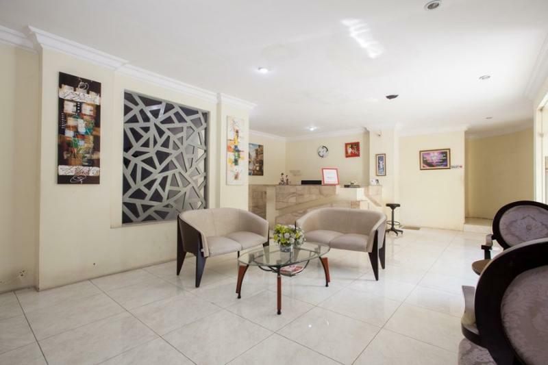 Reddoorz Near Marvel City Mall Wonotjolo Εξωτερικό φωτογραφία